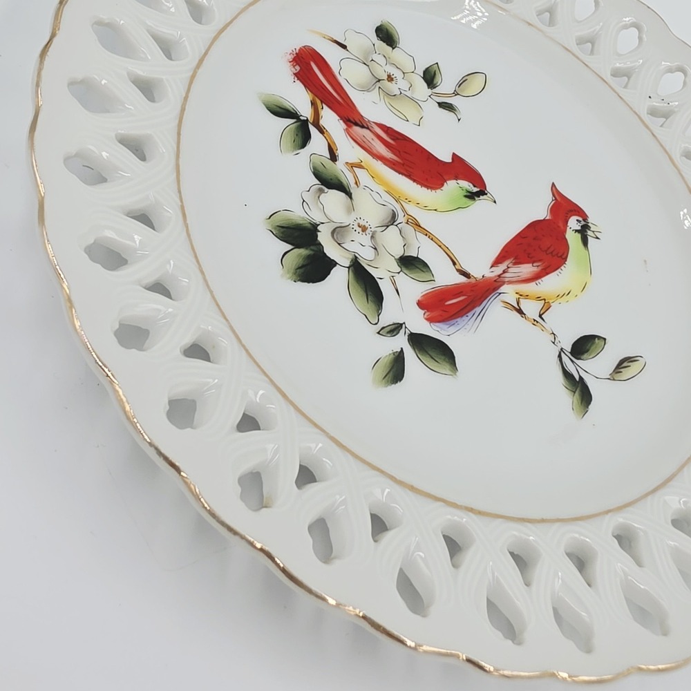 Vintage Cardinal Reticulated Display Plate Bird Collector Japan 8" White Red MCM - Picture 2 of 5